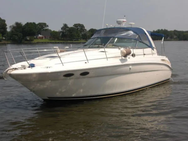  Yacht Photos Pics Port Bow