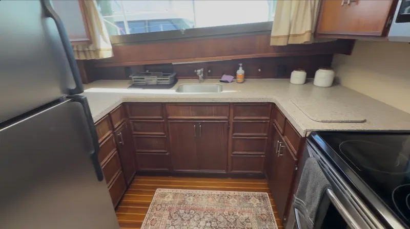 Ruby Yacht Photos Pics 