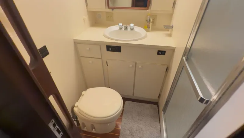 Ruby Yacht Photos Pics 