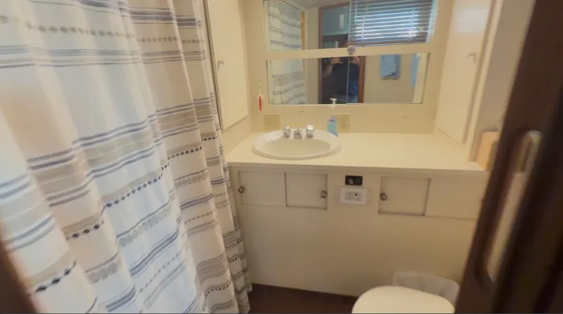 Ruby Yacht Photos Pics 