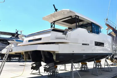 De Antonio Yachts D50