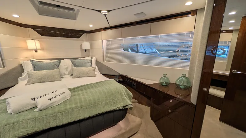 New 2025 Model Yacht Photos Pics 