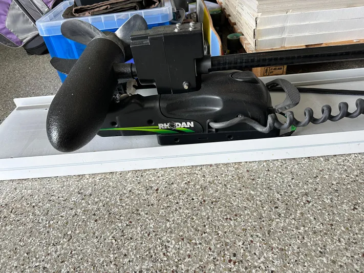  Yacht Photos Pics Rhoden trolling motor on a 2019 Yellowfin 24 Bay CE boat, stored in a garage.