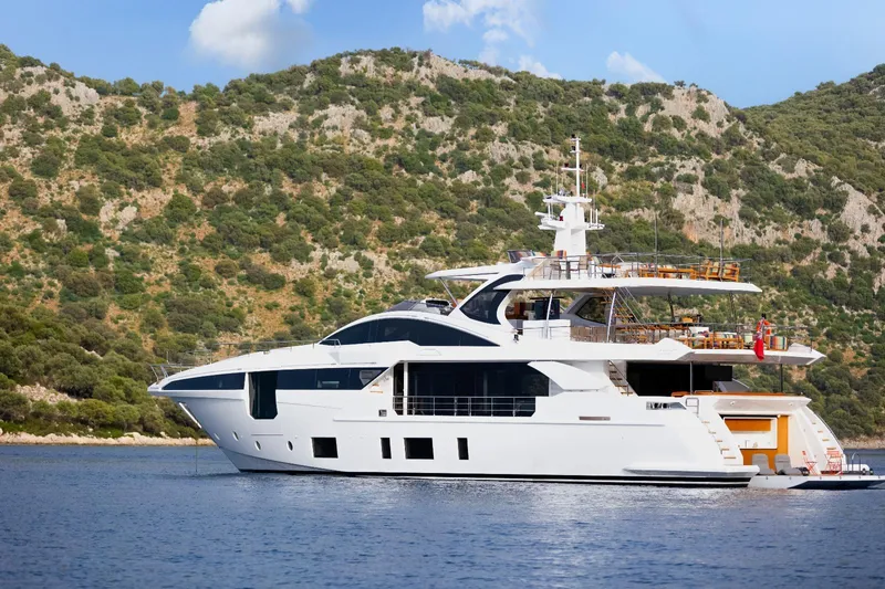 Africa One Yacht Photos Pics Azimut Grande 35 Metri