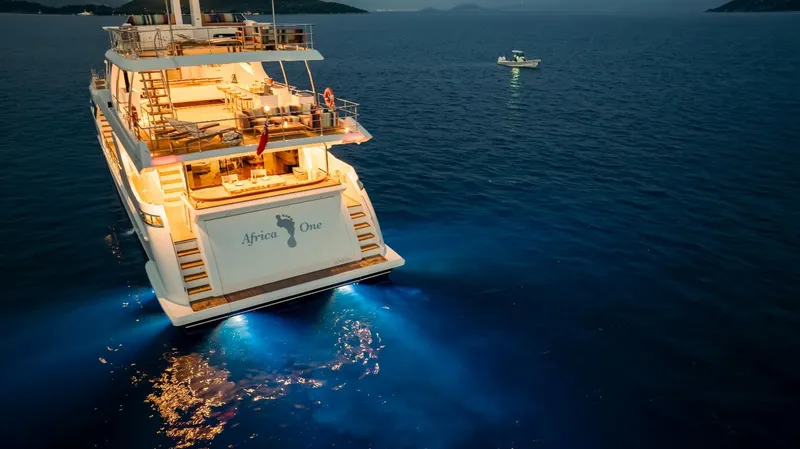 Africa One Yacht Photos Pics Azimut Grande 35 Metri