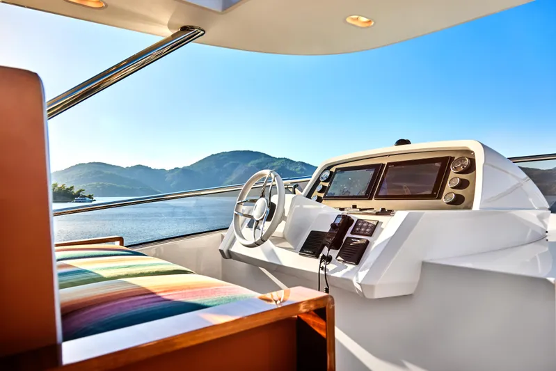 Africa One Yacht Photos Pics 