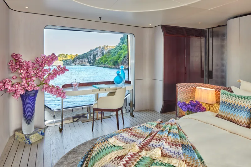 Africa One Yacht Photos Pics 