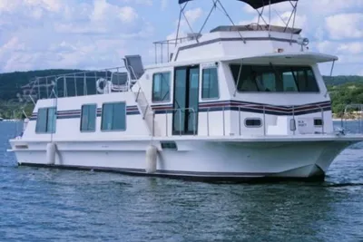 Harbor Master 52