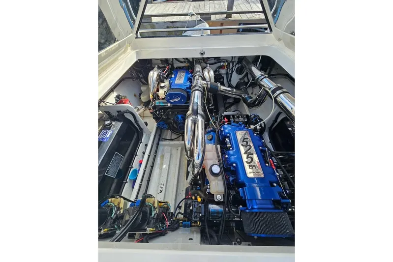 Tiret Yacht Photos Pics Engine compartment of a 2004 Fountain 42 Lightning boat with Mercury 525 EFI engines.