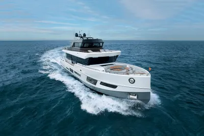 CL Yachts CLX96
