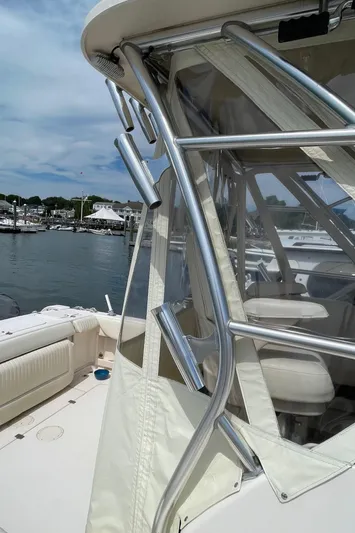 Muffin Yacht Photos Pics Rod Holders