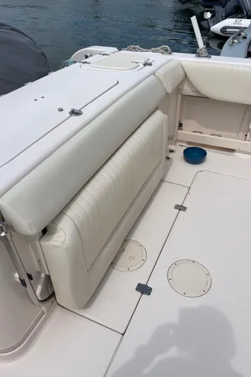 Muffin Yacht Photos Pics Cockpit Seating