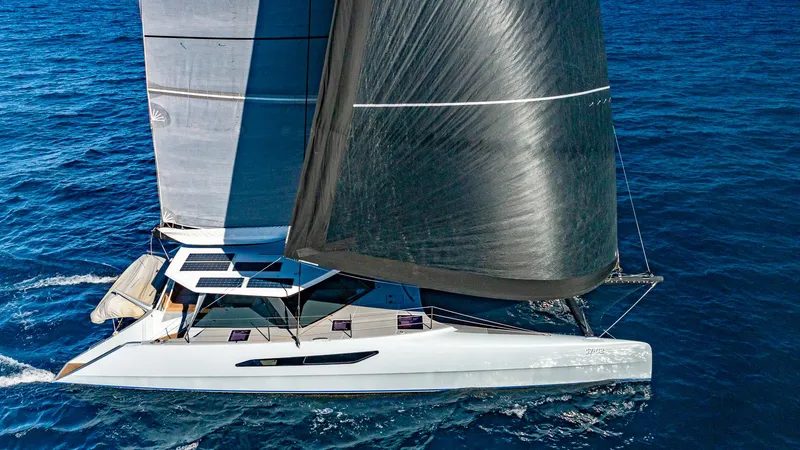 Hammer Yacht Photos Pics 