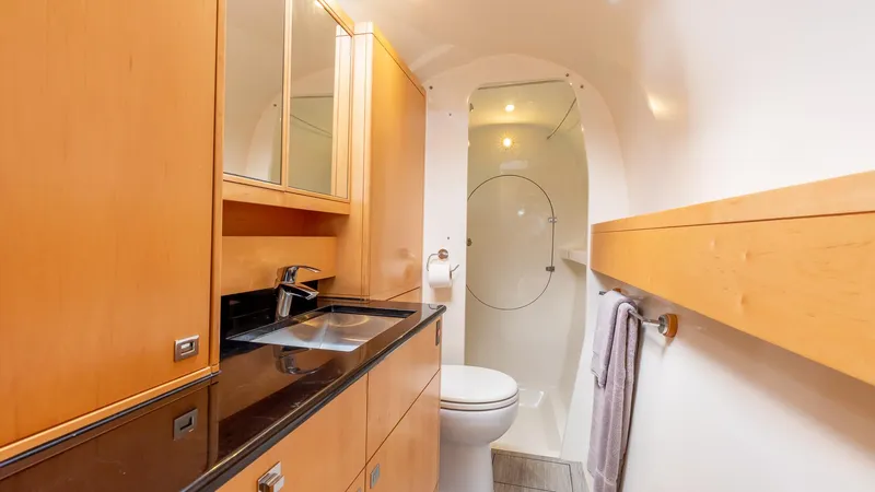 Hammer Yacht Photos Pics 