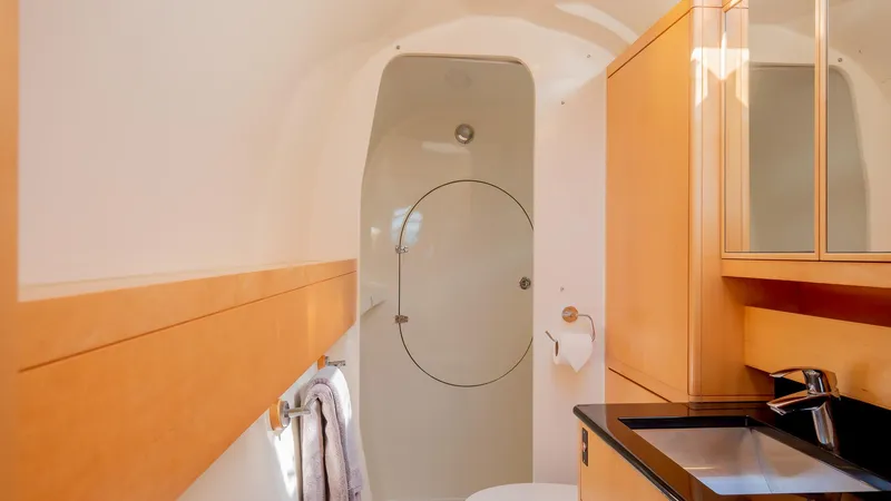 Hammer Yacht Photos Pics 