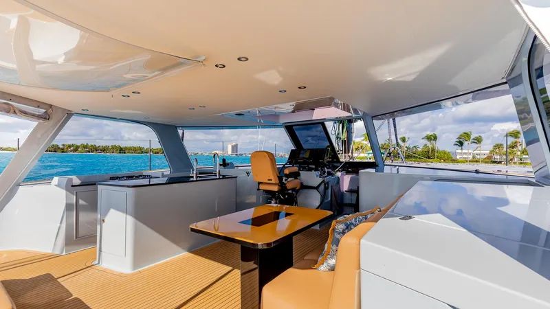 Hammer Yacht Photos Pics 