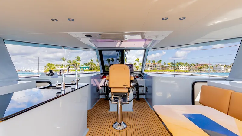 Hammer Yacht Photos Pics 