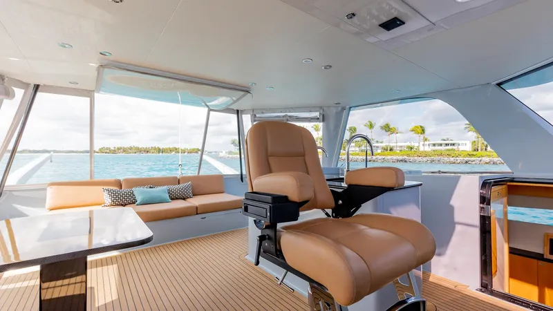 Hammer Yacht Photos Pics 