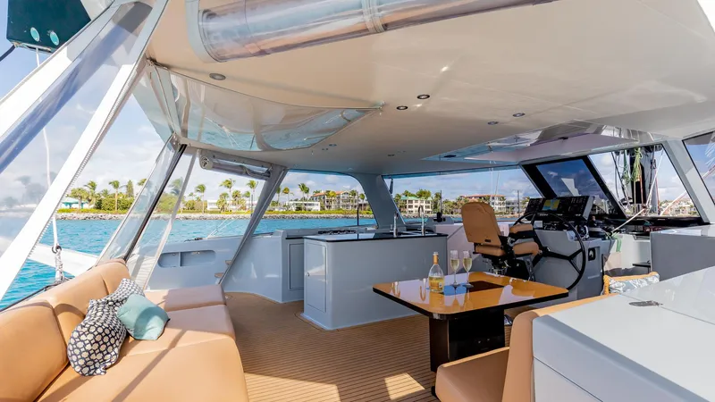 Hammer Yacht Photos Pics 