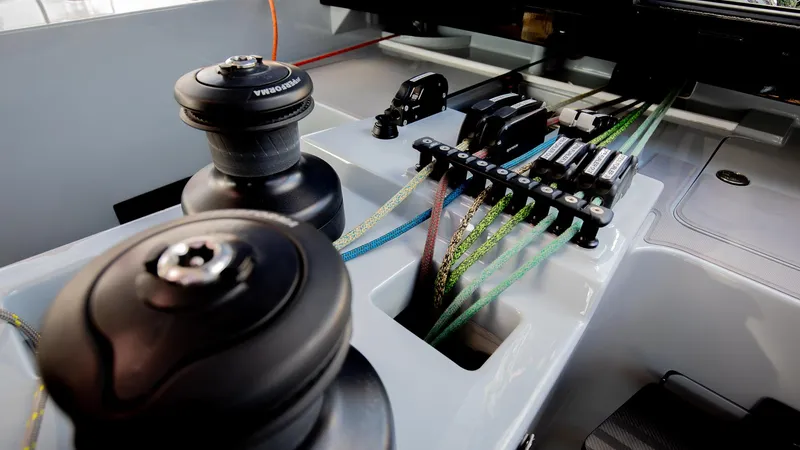 Hammer Yacht Photos Pics 