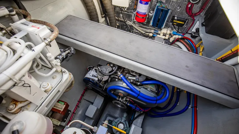 Hammer Yacht Photos Pics 