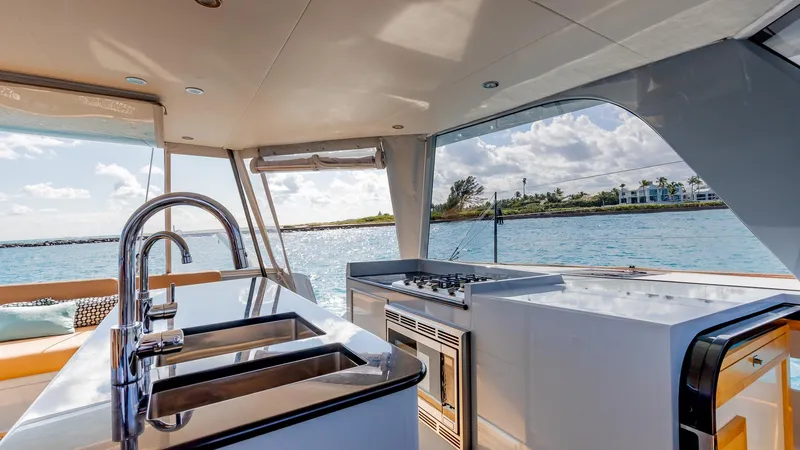 Hammer Yacht Photos Pics 