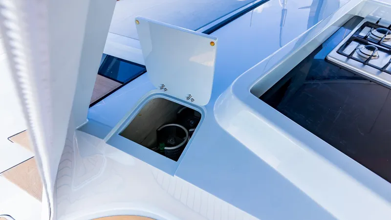 Hammer Yacht Photos Pics 