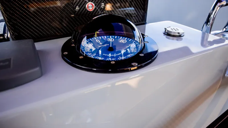 Hammer Yacht Photos Pics 