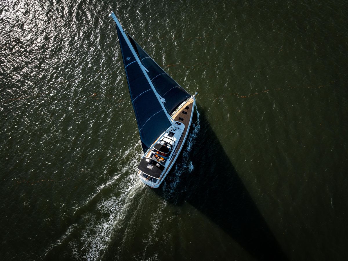 2016 Jeanneau 64 