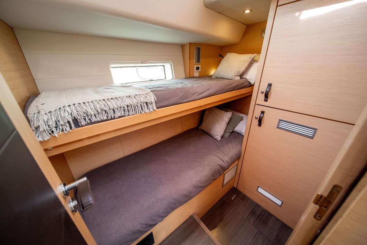 2016 Jeanneau 64 