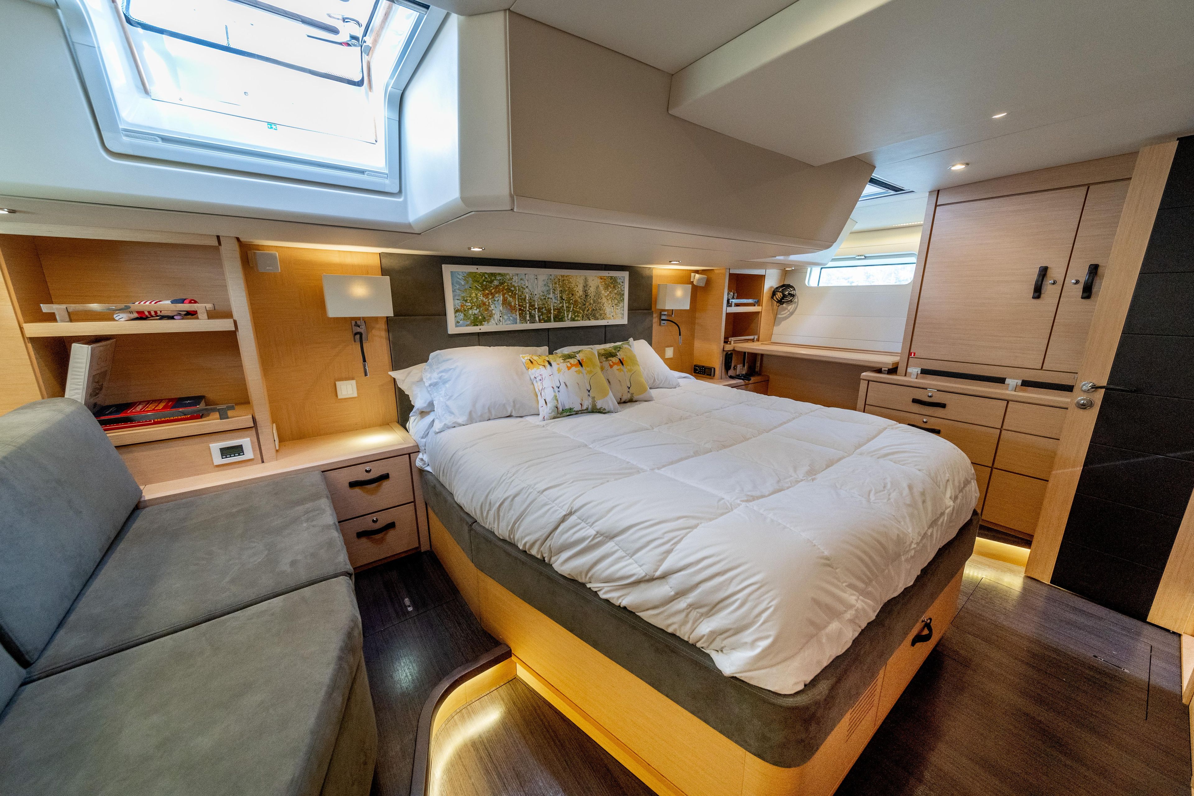 Yacht