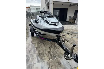 2025 Sea-Doo GTX Limited 325