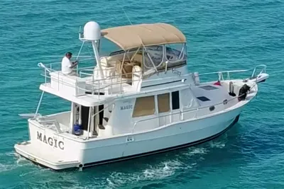 Mainship 390 Trawler