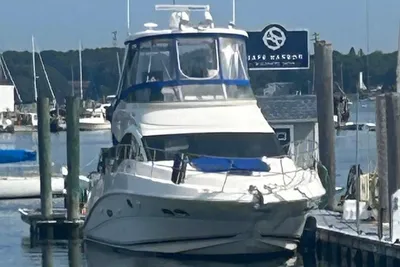 Sea Ray 47 Sedan Bridge