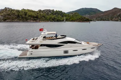 2012 Numarine 78 FLYBRIDGE