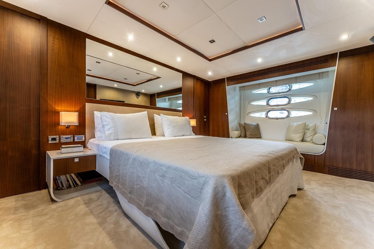 2012 Numarine 78 