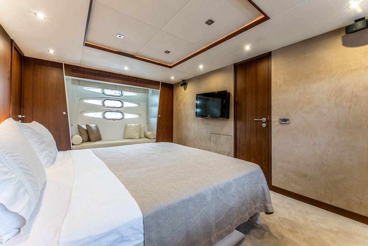 2012 Numarine 78 