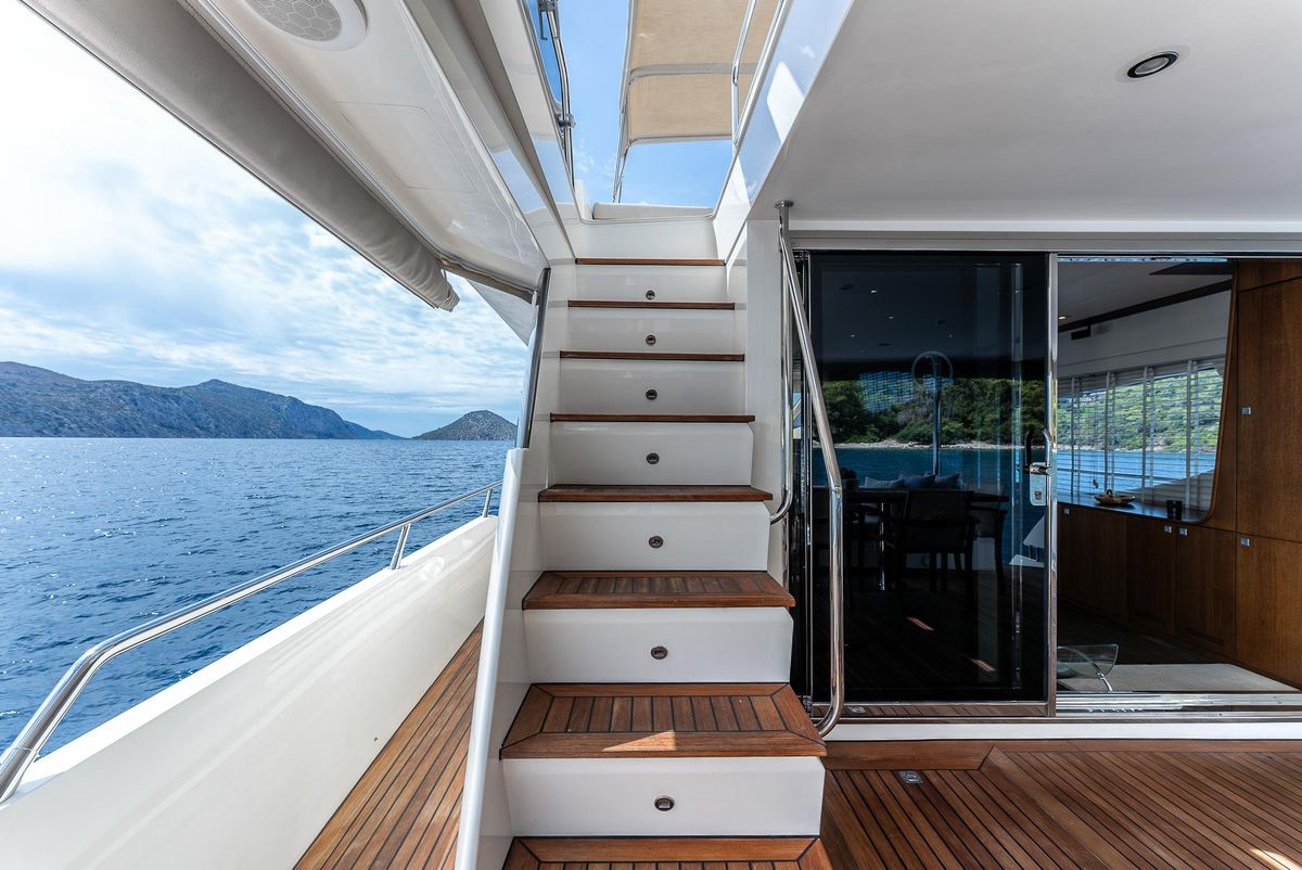 2012 Numarine 78 