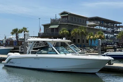 Boston Whaler 320 Vantage