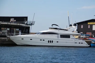 2003 Princess 23M