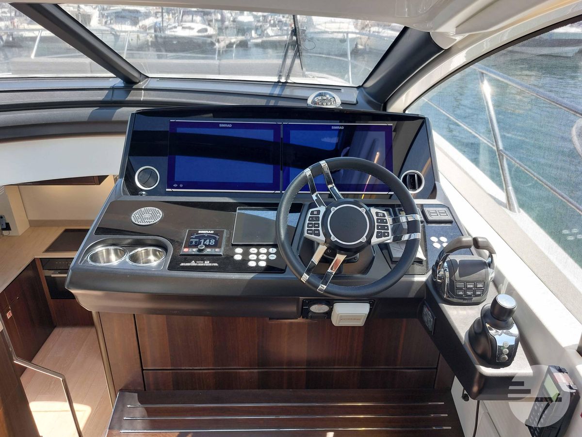 2021 Sunseeker 50 