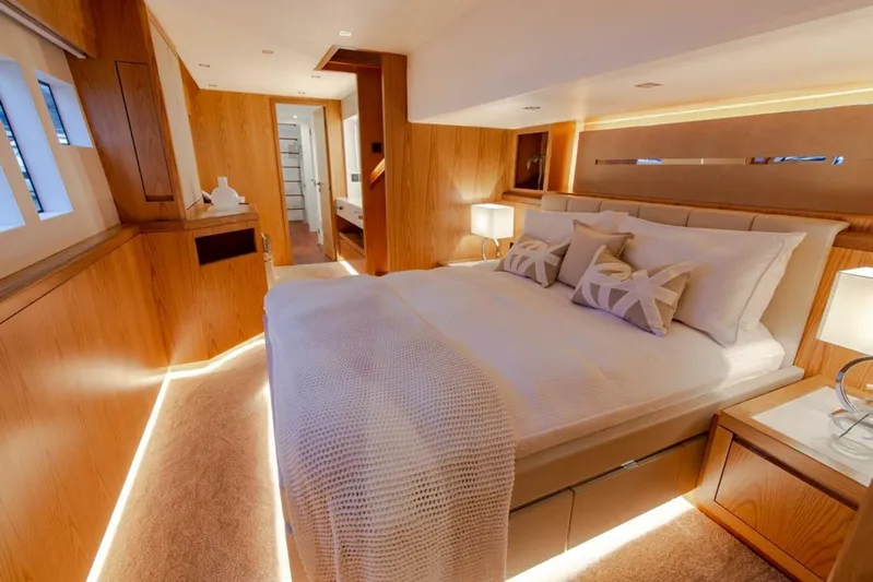 62 Iliad 2025 Yacht Photos Pics 