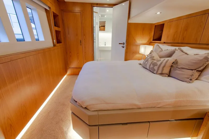 62 Iliad 2025 Yacht Photos Pics 