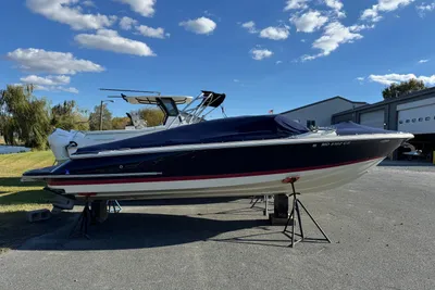 Chris-Craft Launch 25