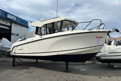 2022 Quicksilver 805 Pilothouse