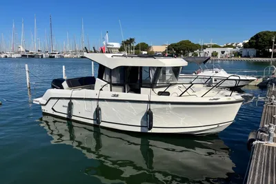 2022 Quicksilver 805 Pilothouse