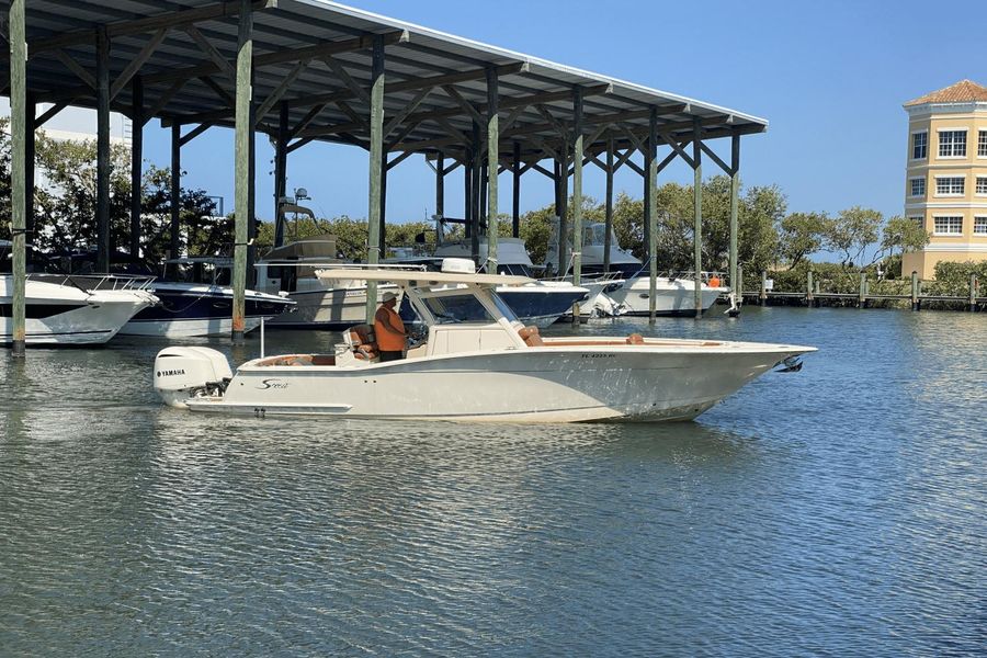 2016 Scout 300LXF