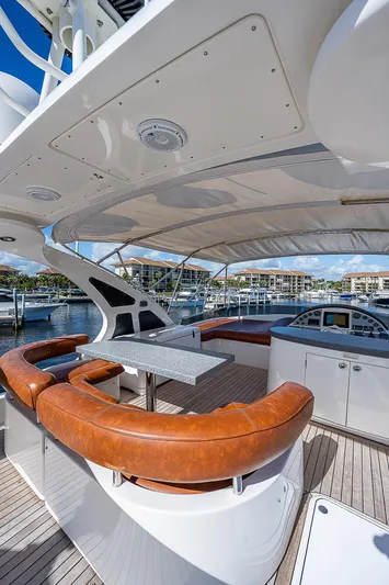 Emry Yacht Photos Pics 2009 Aicon - flybridge