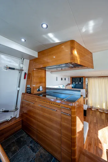 Emry Yacht Photos Pics 2009 Aicon - interior/kitchen