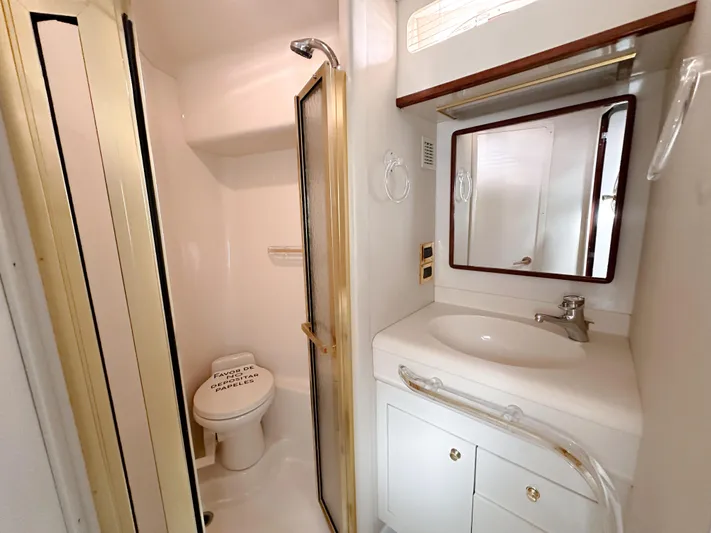 Lucky One Yacht Photos Pics 